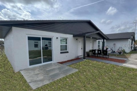 Apartment in Winter Haven, Florida 2 bedrooms, 84.91 sq.m. № 2395981