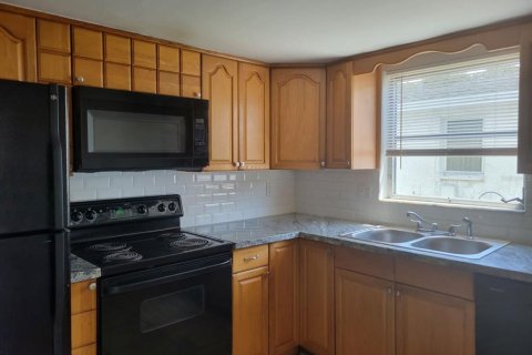 Casa en alquiler en Port Richey, Florida, 3 dormitorios, 120.77 m2 № 1916383 - foto 6