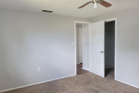 Casa en alquiler en Port Richey, Florida, 3 dormitorios, 120.77 m2 № 1916383 - foto 12
