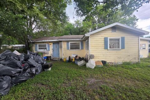House in Dade City, Florida 3 bedrooms, 91.04 sq.m. № 2312776