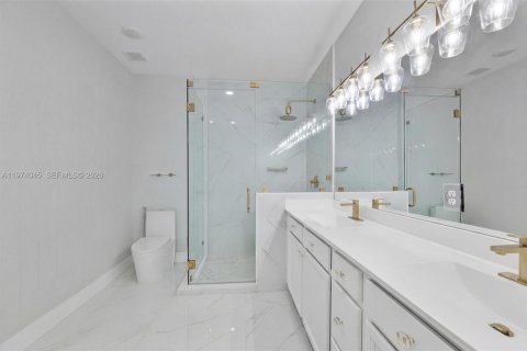 Adosado en venta en Homestead, Florida, 3 dormitorios, 152.55 m2 № 2041204 - foto 17