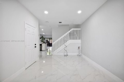 Adosado en venta en Homestead, Florida, 3 dormitorios, 152.55 m2 № 2041204 - foto 6