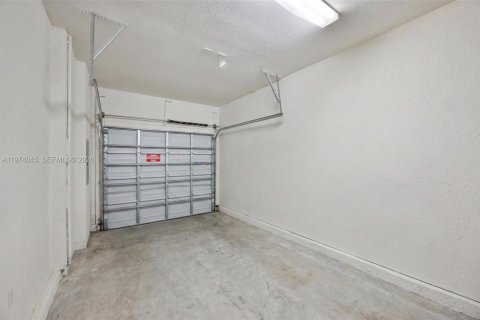 Adosado en venta en Homestead, Florida, 3 dormitorios, 152.55 m2 № 2041204 - foto 26