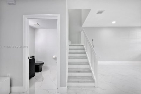 Adosado en venta en Homestead, Florida, 3 dormitorios, 152.55 m2 № 2041204 - foto 9