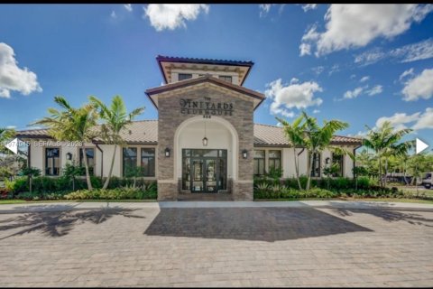 Adosado en venta en Homestead, Florida, 3 dormitorios, 152.55 m2 № 2041204 - foto 30