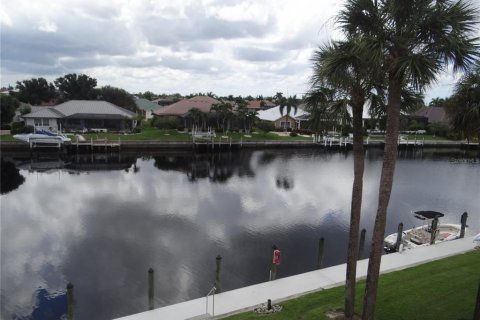 Copropriété à louer à Punta Gorda, Floride: 2 chambres, 129.51 m2 № 2109613 - photo 17