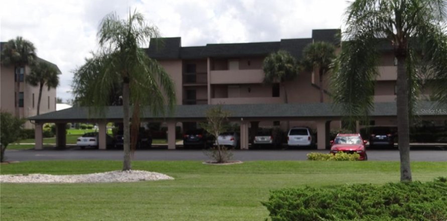 Condo à Punta Gorda, Floride, 2 chambres  № 2109613