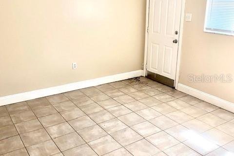 Propiedad comercial en venta en Thonotosassa, Florida, 120.4 m2 № 1657032 - foto 9