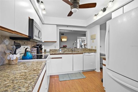 Condominio en venta en Bradenton, Florida, 2 dormitorios, 114.73 m2 № 2236509 - foto 13