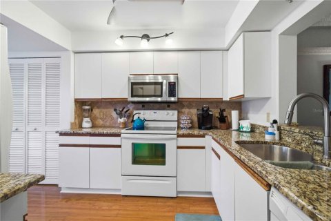 Condominio en venta en Bradenton, Florida, 2 dormitorios, 114.73 m2 № 2236509 - foto 12