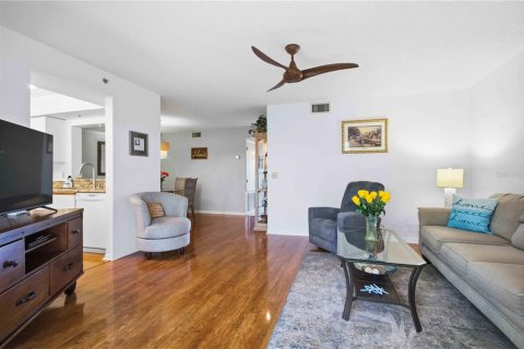Condominio en venta en Bradenton, Florida, 2 dormitorios, 114.73 m2 № 2236509 - foto 10