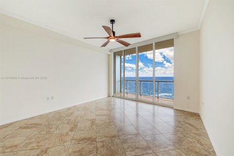 Condo in Pompano Beach, Florida, 3 bedrooms  № 1966146 - photo 21