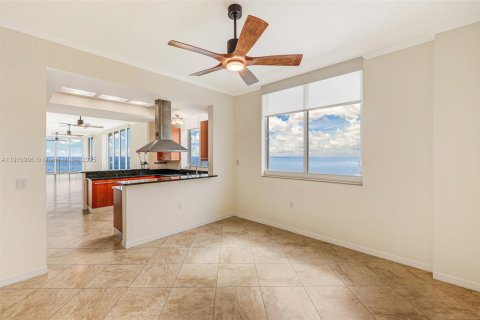 Condo in Pompano Beach, Florida, 3 bedrooms  № 1966146 - photo 18