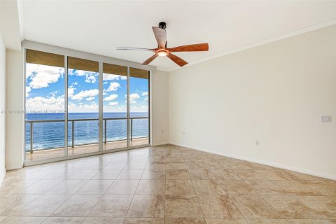 Condo in Pompano Beach, Florida, 3 bedrooms  № 1966146 - photo 22