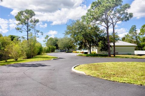 Condo in Rotonda, Florida, 3 bedrooms № 2418569 - photo 28