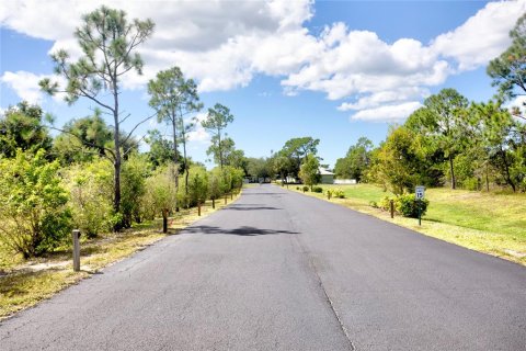Condo in Rotonda, Florida, 3 bedrooms № 2418569 - photo 29