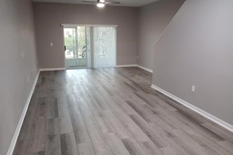 Townhouse in Lakeland, Florida 3 bedrooms, 159.14 sq.m. № 1894419 - photo 5