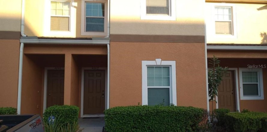 Townhouse in Lakeland, Florida 3 bedrooms, 159.14 sq.m. № 1894419