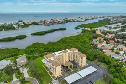 Condominio en alquiler en Seminole, Florida, 2 dormitorios, 98.01 m2 № 1899652 - foto 3