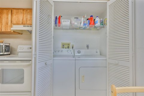 Condominio en alquiler en Seminole, Florida, 2 dormitorios, 98.01 m2 № 1899652 - foto 16