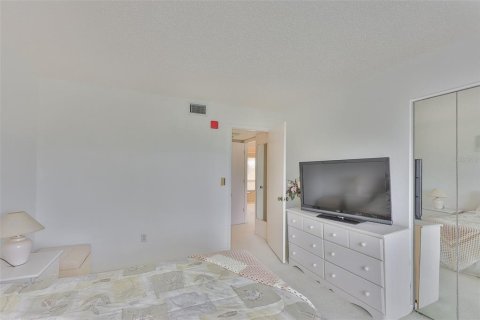 Condominio en alquiler en Seminole, Florida, 2 dormitorios, 98.01 m2 № 1899652 - foto 24