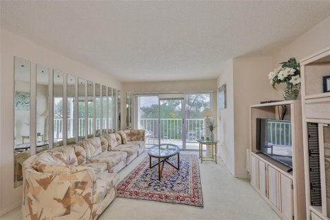 Condominio en alquiler en Seminole, Florida, 2 dormitorios, 98.01 m2 № 1899652 - foto 8