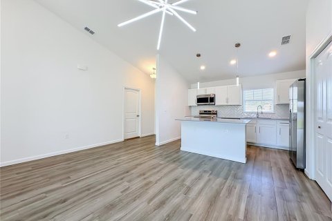 Villa ou maison à vendre à Palm Coast, Floride: 3 chambres, 139.35 m2 № 2434659 - photo 4