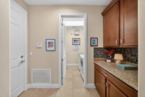 Casa en venta en Port St. Lucie, Florida, 2 dormitorios, 179.95 m2 № 2078307 - foto 10