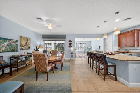 Casa en venta en Port St. Lucie, Florida, 2 dormitorios, 179.95 m2 № 2078307 - foto 18