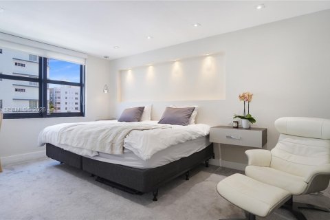 Condominio en venta en Miami Beach, Florida, 2 dormitorios, 88.16 m2 № 2185958 - foto 5