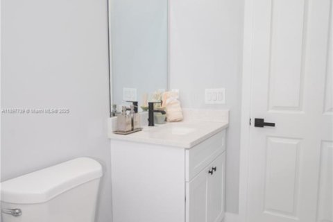 Villa ou maison à vendre à Lehigh Acres, Floride: 4 chambres, 171.13 m2 № 1949720 - photo 16