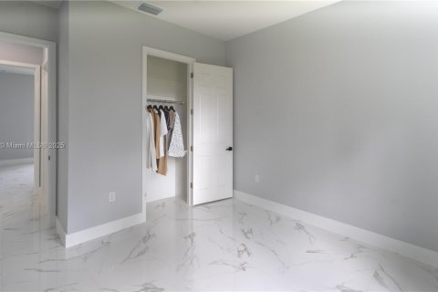 Villa ou maison à vendre à Lehigh Acres, Floride: 4 chambres, 171.13 m2 № 1949720 - photo 21