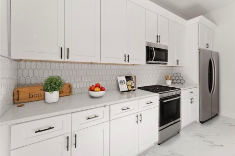 Villa ou maison à vendre à Lehigh Acres, Floride: 4 chambres, 171.13 m2 № 1949720 - photo 5