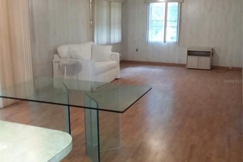 Casa en venta en Floral City, Florida, 3 dormitorios, 107.02 m2 № 1267651 - foto 4