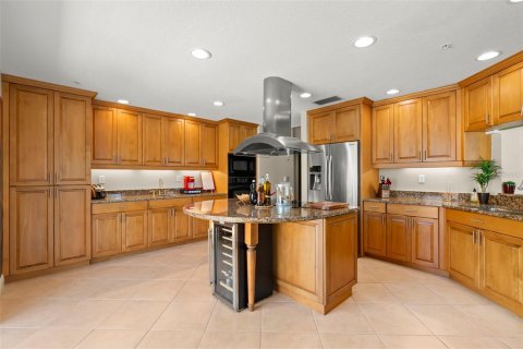 Condo in Tierra Verde, Florida, 3 bedrooms  № 1888683 - photo 25