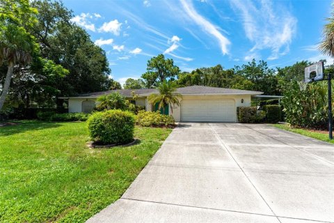 House in Venice, Florida 4 bedrooms, 198.44 sq.m. № 1917054 - photo 4