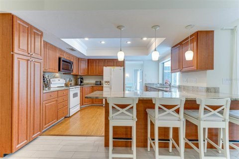 House in Venice, Florida 4 bedrooms, 198.44 sq.m. № 1917054 - photo 10