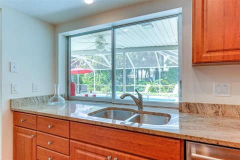 House in Venice, Florida 4 bedrooms, 198.44 sq.m. № 1917054 - photo 12