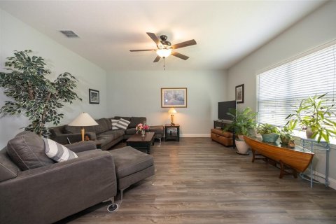 Villa ou maison à vendre à Palm Coast, Floride: 3 chambres, 251.77 m2 № 2296811 - photo 13