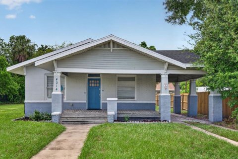 Villa ou maison à vendre à Tampa, Floride: 3 chambres, 131.18 m2 № 2342549 - photo 2