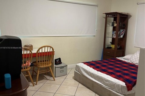 Снять в аренду виллу или дом в Холливуд, Флорида 3 спальни, 135.64м2, № 1896039 - фото 21