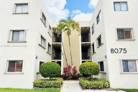 Condo in Miami, Florida, 2 bedrooms  № 2052970