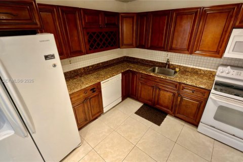 Купить кондоминиум в Авентура, Флорида 1 спальня, 80.82м2, № 2001720 - фото 22