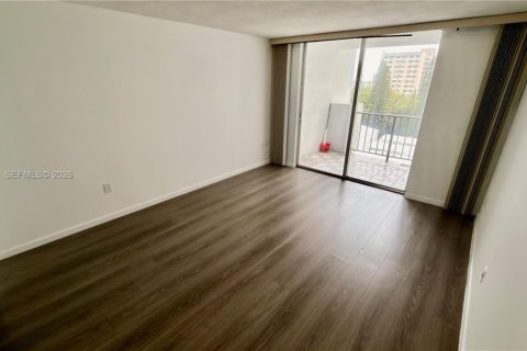 Купить кондоминиум в Авентура, Флорида 1 спальня, 80.82м2, № 2001720 - фото 4