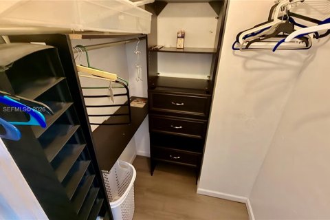 Купить кондоминиум в Авентура, Флорида 1 спальня, 80.82м2, № 2001720 - фото 8