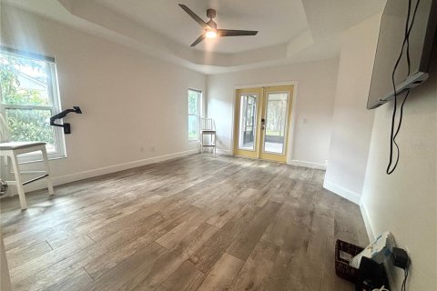 Villa ou maison à louer à Casselberry, Floride: 4 chambres, 208.94 m2 № 1913829 - photo 10