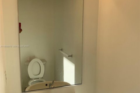 Adosado en alquiler en Miami, Florida, 3 dormitorios, 158.31 m2 № 2055049 - foto 11
