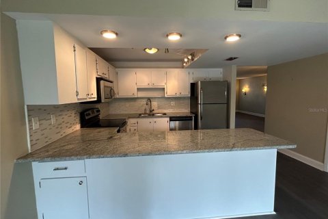Condominio en alquiler en Bradenton, Florida, 2 dormitorios, 106.28 m2 № 1882966 - foto 4