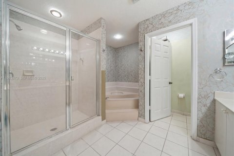 Villa ou maison à vendre à Cutler Bay, Floride: 3 chambres, 154.12 m2 № 2025504 - photo 12