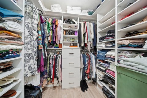 Villa ou maison à vendre à Cutler Bay, Floride: 3 chambres, 154.12 m2 № 2025504 - photo 10